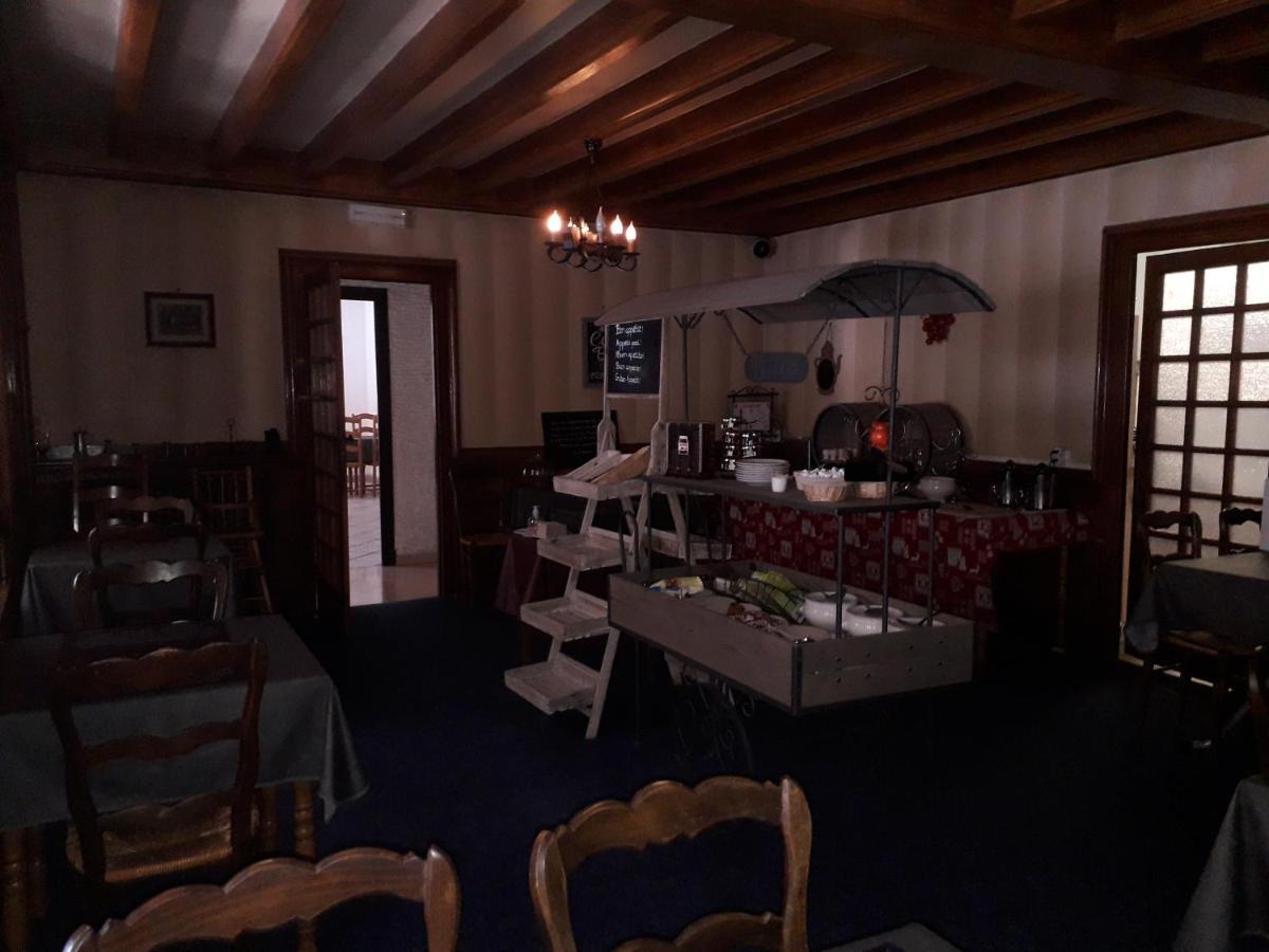 Hotel Restaurant Le Traineau Clelles Luaran gambar