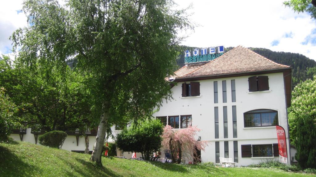 Hotel Restaurant Le Traineau Clelles Luaran gambar