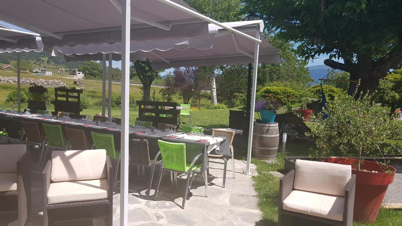 Hotel Restaurant Le Traineau Clelles Luaran gambar